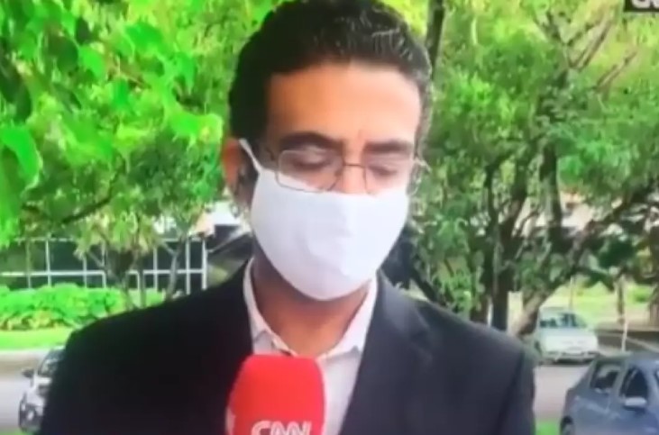 Repórter da CNN tem apagão no meio de transmissão ao vivo