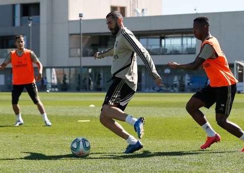 Espanha anuncia volta do turismo e do Campeonato Espanhol