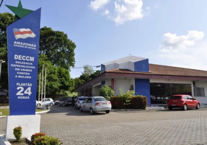 Homem é preso após agredir esposa e enteada em Manaus