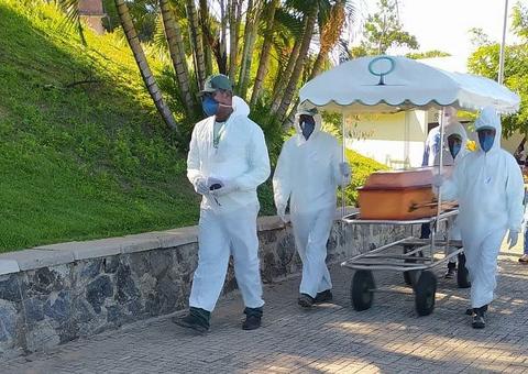 Cemitérios de Manaus registram 51 enterros nas últimas 24h