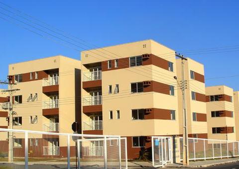 Em Manaus, homem é preso com armas escondidas dentro de condomínio