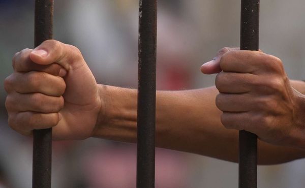 Homem é preso após roubar residência no Amazonas