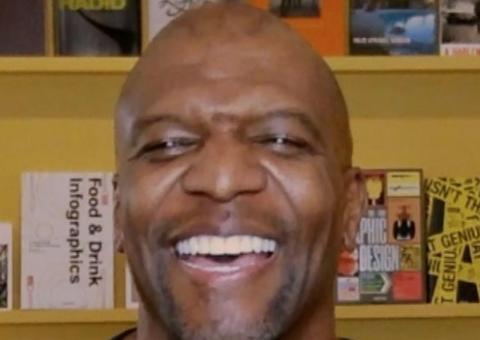 Terry Crews bomba na internet ao aparecer dançando Lady Gaga e Ariana Grande