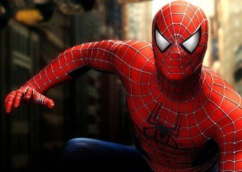 Para virar Homem-Aranha, crianças deixam viúva negra picá-las e vão parar em hospital