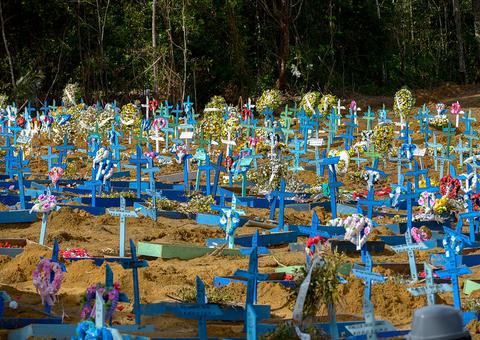 Órgão da OMS prevê mais de 88 mil mortes no Brasil até agosto 