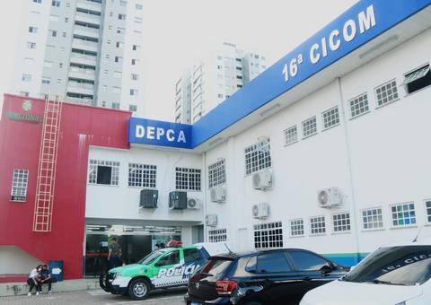 Mãe revela porque abandonou recém-nascido em telhado em Manaus; ela foi presa