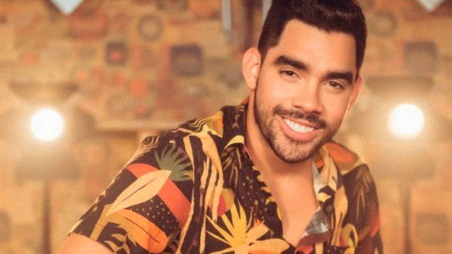 'A gente têm se apoiado na fé para seguir adiante', diz pai de Gabriel Diniz, um ano após morte de cantor