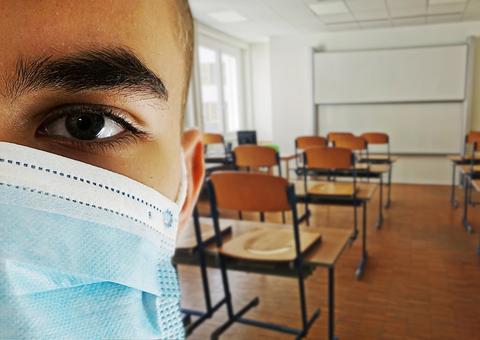 Justiça suspende convocação de professores para combate à pandemia no Amazonas