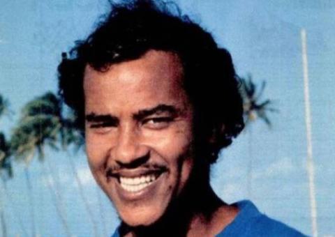 Ex-jogador do Flamengo sofre parada cardíaca e é internado em UTI de hospital na Bahia