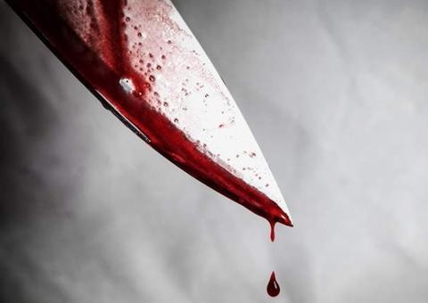 Homem sobrevive após ter faca cravada no peito em Manaus