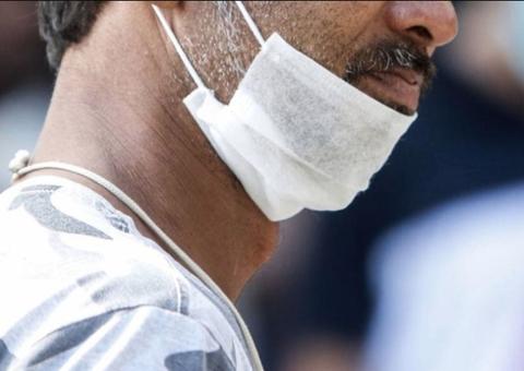 Coronavírus: Entenda por que puxar a máscara para o queixo eleva o risco de contágio