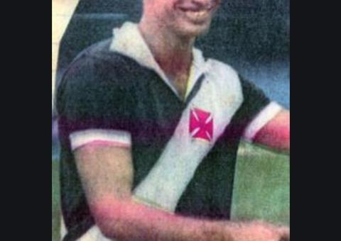 Ex-jogador do Vasco  e do Corinthians morre vítima de coronavírus