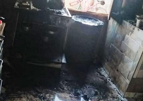 Criança morre após explosão de botijão de gás dentro de casa 