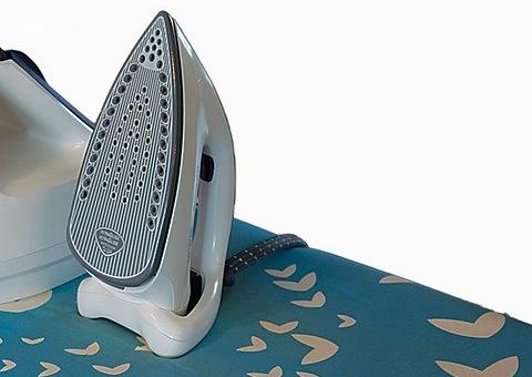 Veja como eliminar ferrugem em ferro de passar