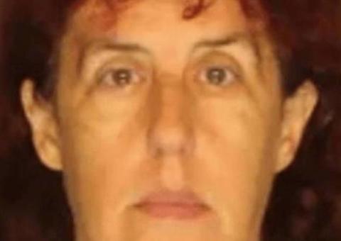 Mulher é presa por esconder avó morta em freezer por mais de 15 anos para ficar com aposentadoria