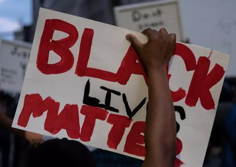 Nos EUA, 25 cidades decretam toque de recolher no 5º dia de protestos pela morte de Floyd