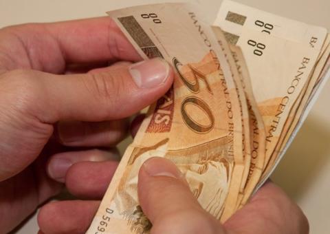 Governo anuncia datas para pagamentos de servidores públicos no Amazonas; confira