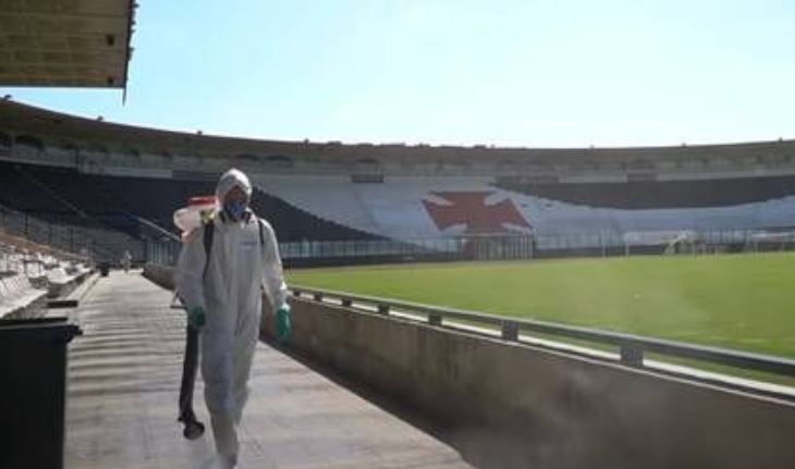 Médico do Vasco revela que 16 atletas testaram positivo para Covid-19