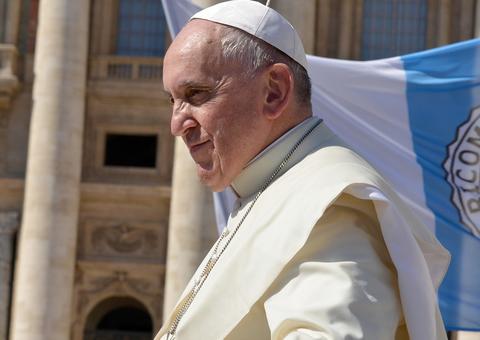 Papa Francisco diz que 'pessoas são mais importantes que economia' e rezou pela Amazônia