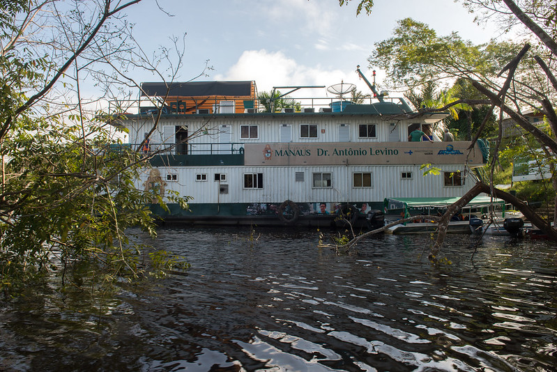 Em Manaus, comunidades ribeirinhas recebem serviços de saúde da UBS Fluvial