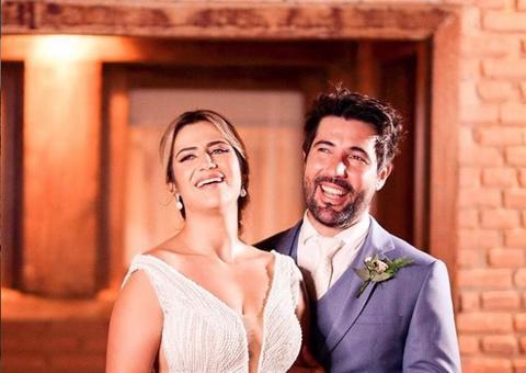 Sandro Pedroso termina casamento com Jéssica Costa por telefone