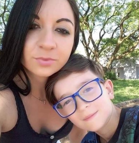 Mãe que matou Rafael Winques deu entrevista simulando apelo para que ele voltasse pra casa