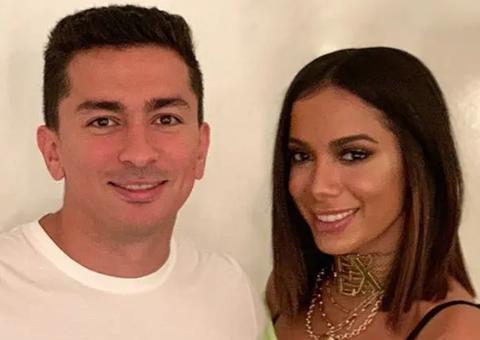 Irmão de Anitta choca ao aparecer com barriga trincada; veja antes e depois