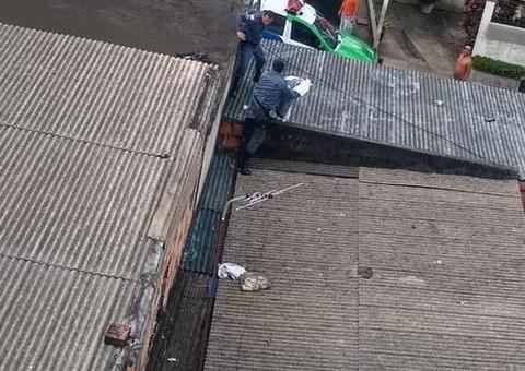 Em Manaus, recém-nascida abandonada em telhado morre após seis dias internada 