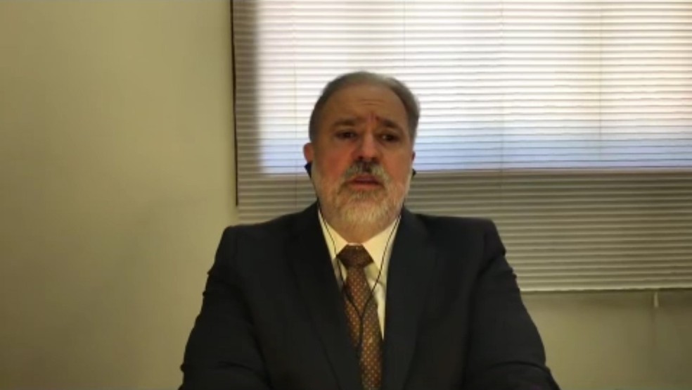 Procurador-geral da república diz que é 'firme e duro quando necessário' e garante: 'vou cumprir a Constituição'