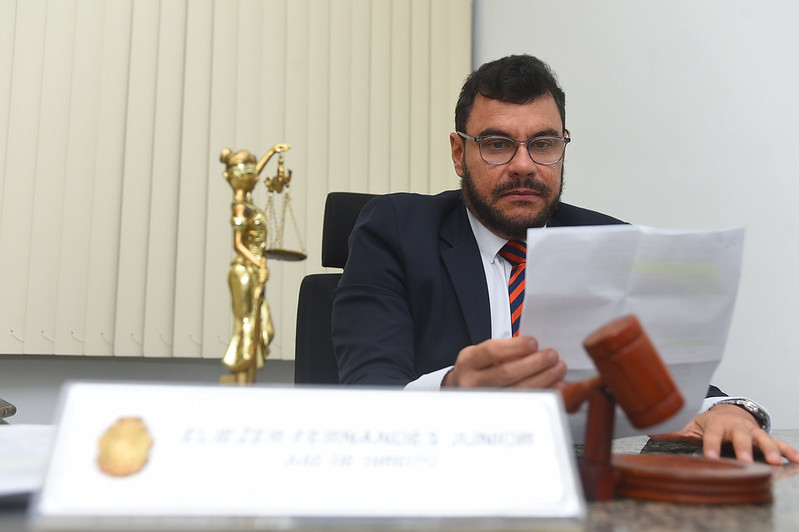 Infratores jovens começam a ter audiências por videoconferência no Amazonas