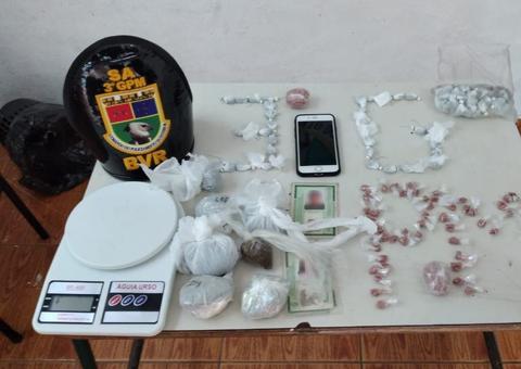 Mãe e filho são presos por tráfico de drogas no Amazonas 