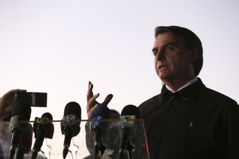 Bolsonaro cita tentativa de intimidação em suposto vazamento de dados e pede punição