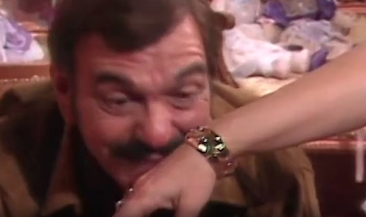 Globo corta rosto de Regina Duarte em propaganda de novelas