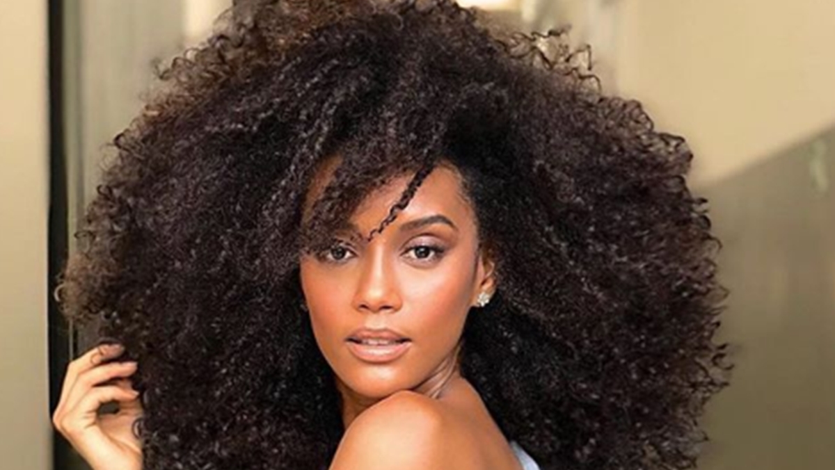 Taís Araújo se pronuncia na web em combate ao racismo