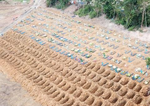 Avanço do coronavírus em Manaus foi 'devastador', diz estudo da Fiocruz