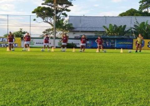 Membros da comissão técnica e 12 atletas testaram positivo para coronavírus em time do Amazonas