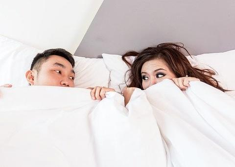 Dicas de posições para arrasar no sexo oral; veja