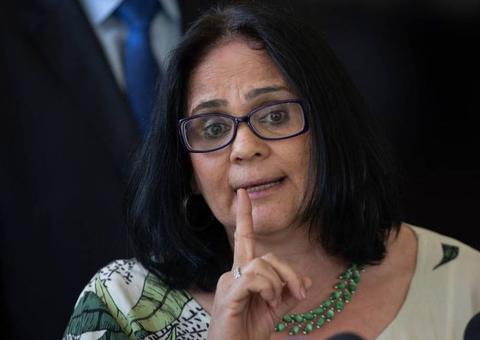 Após vazamento de dados por hackers, Ministra Damares Alves declara: 'não vão nos intimidar'