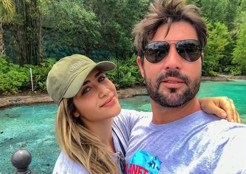 Sandro Pedroso surpreende ao posar com Leonardo após separação de Jéssica Costa