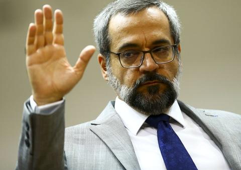 Ministro da Educação deve deixar governo, diz site