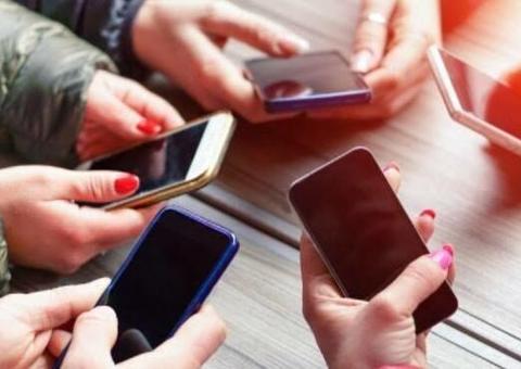 Vítimas de estupro e assédio criam movimento #Exposed para denunciar criminosos no Twitter