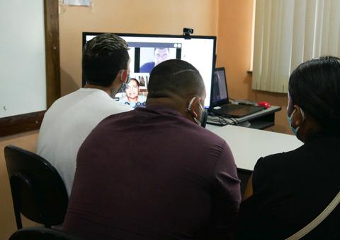 Adolescentes do sistema socioeducativo começam a ter audiências on-line 