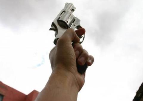 Em Manaus, dupla atira contra vítimas durante arrastões 