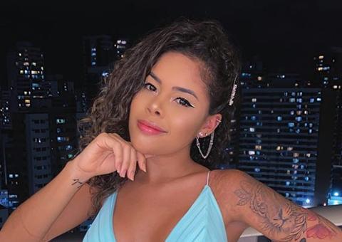 Aos 21 anos, influencer Sthefane Matos compra mansão e comemora sair do aluguel