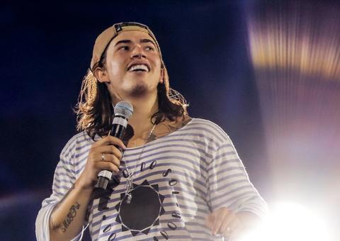 Whindersson Nunes anuncia que vai construir dois teatros no Piauí e é exaltado na internet