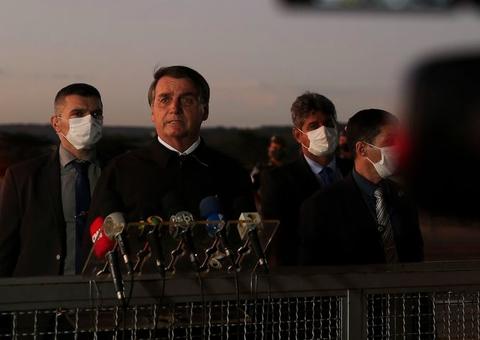 Seguindo exemplo dos EUA, Bolsonaro diz que Brasil também pode deixar OMS