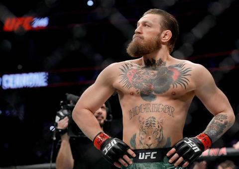 McGregor pega fãs de surpresa ao anunciar aposentadoria pela 3º vez