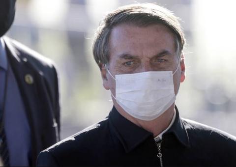 Após deixar de divulgar dados de Covid-19, governo brasileiro vira alvo de críticas em todo o mundo