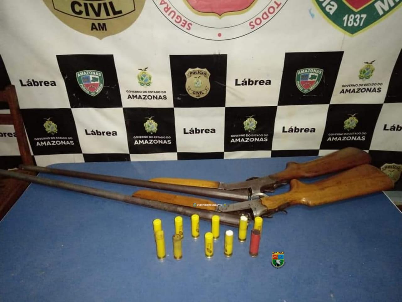 Pai e filhos são detidos com armas e drogas no Amazonas 