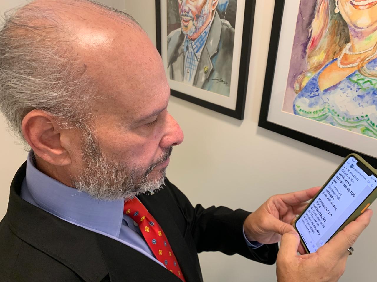 Robô do TCE-AM fez mais de 5 mil atendimentos em 2 meses